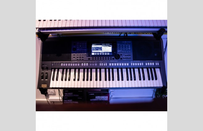 Used Yamaha PSR-S770 Keyboard (SN:BCXH01018) - Image 1